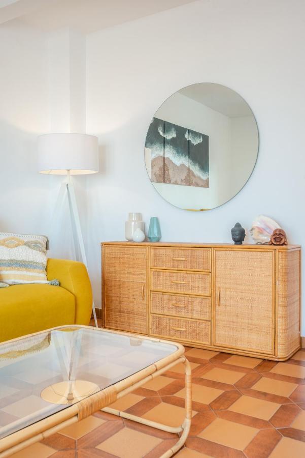 Beach House Cambrils Apartamento En Primera Linea De Playa Buitenkant foto